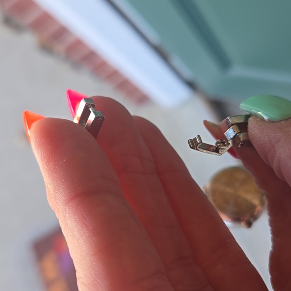 Watch - Picture 2 of 5